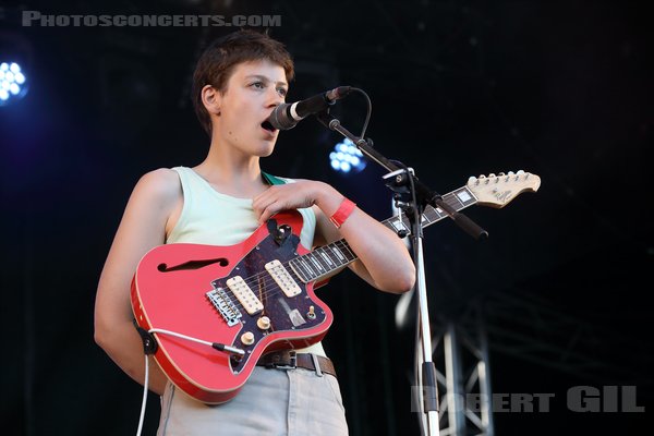PORRIDGE RADIO - 2022-08-19 - SAINT MALO - Fort de St Pere - Scene des Remparts - 